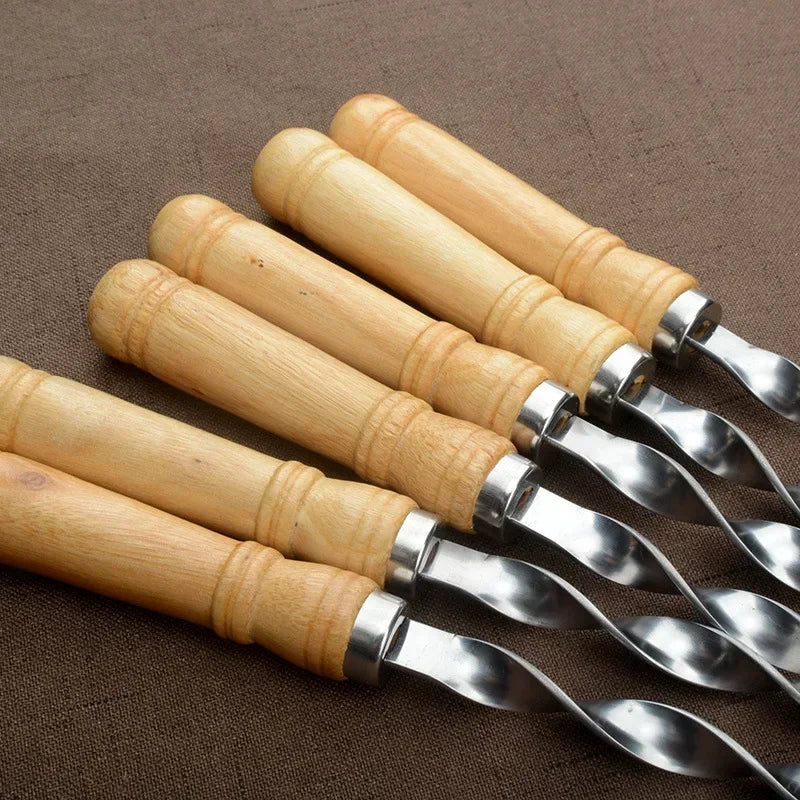 Agulha de churrasco ao ar livre em aço inoxidável, espetos para churrasco, punho longo, Shish Kebab Stick, garfo de madeira, 6pcs