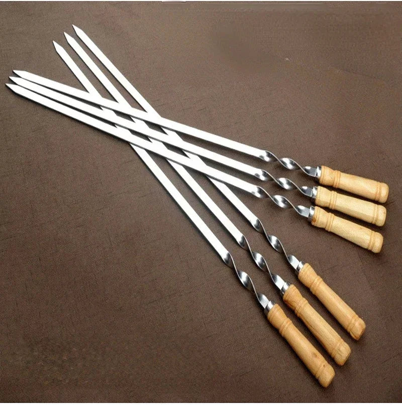 Agulha de churrasco ao ar livre em aço inoxidável, espetos para churrasco, punho longo, Shish Kebab Stick, garfo de madeira, 6pcs